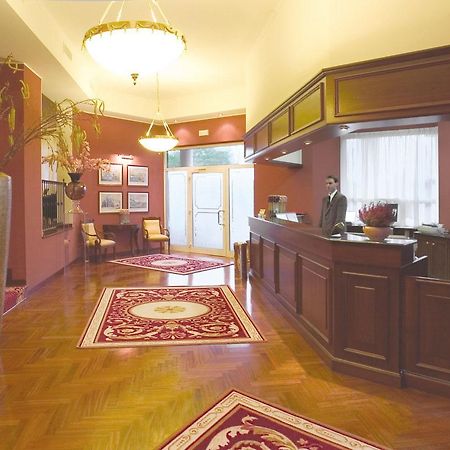 Hotel Maxim Peschiera Borromeo Exterior foto